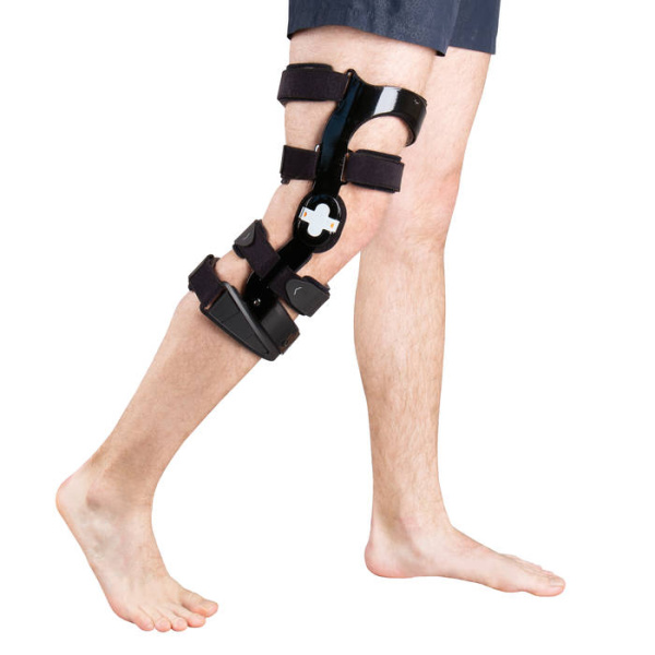 Ортез на коленный сустав (правый) Т.44.52R  Trives